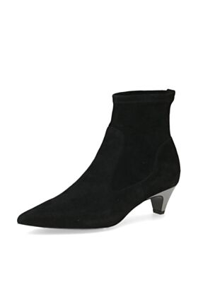 Peter Kaiser  Poolsaapad