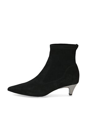 Peter Kaiser  Poolsaapad