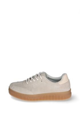 HITTA Spordijalatsid