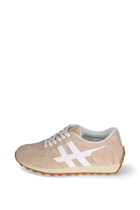 HITTA Spordijalatsid