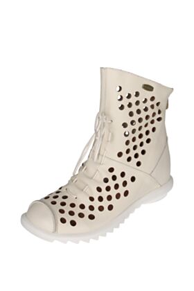 Laura Vita Poolsaapad