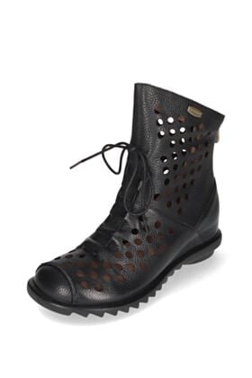 Laura Vita Poolsaapad