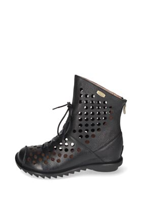 Laura Vita Poolsaapad