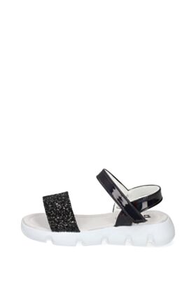 Kingu Sandals