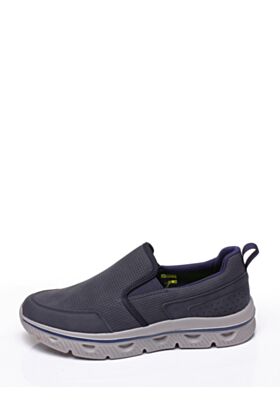 Clan Q Slip ons