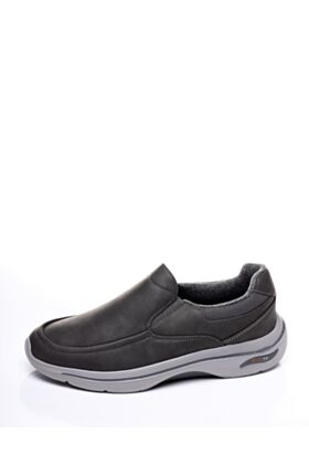 Clan Q Slip ons