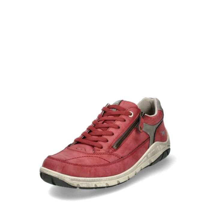 Mustang; Lerros Kingad