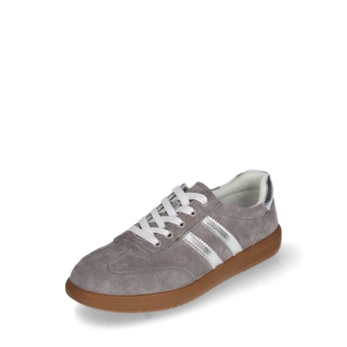 HITTA Spordijalatsid