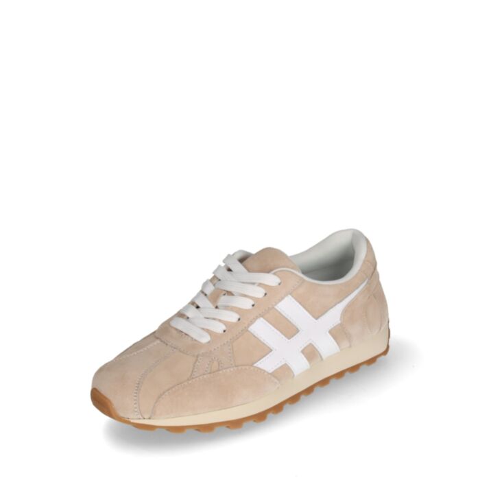 HITTA Spordijalatsid