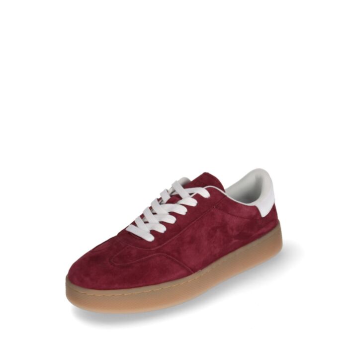 HITTA Spordijalatsid