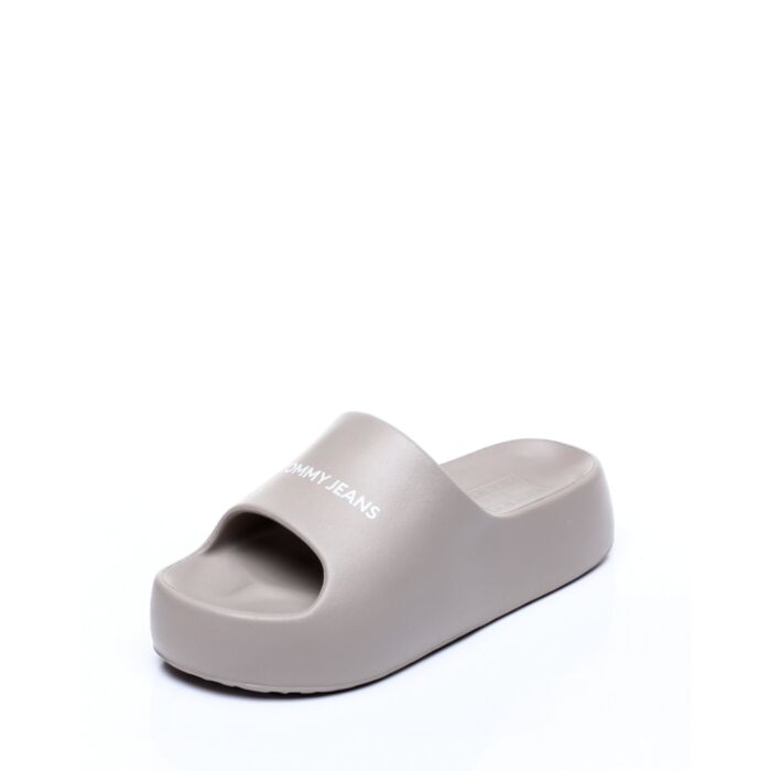 Tommy Hilfiger Rannaplätud