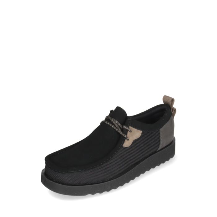 Clarks Spordijalatsid