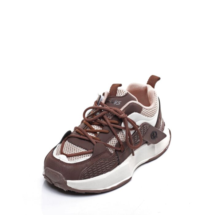 Спортивная обувь